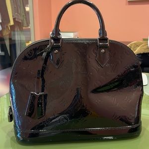 Black louis bag